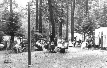 Curry. Camp Curry tents 1904. DHH Collection