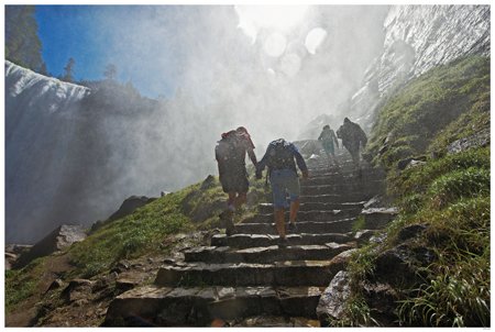 Hiking Yosemite's Mist Trail In Yosemite. Phot DNC