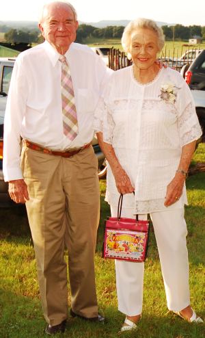 Fran and Doug Hubbard in their later years